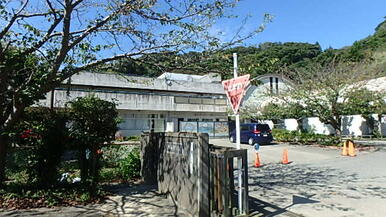 葉山町立葉山中学校