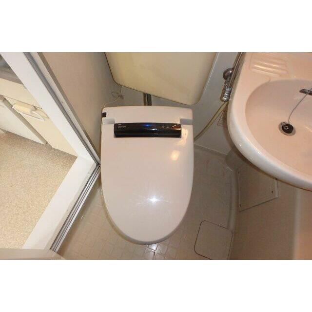 他のお部屋の参考写真となります。