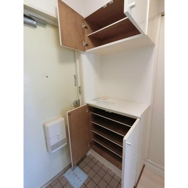 シューズボックス