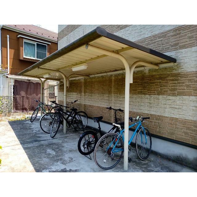 駐輪場　原付＆自転車のみ駐輪可能