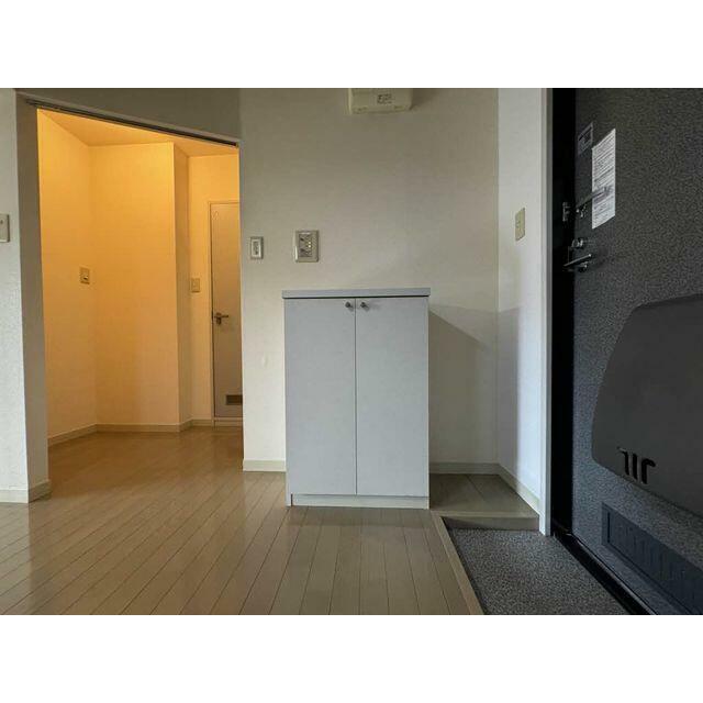 シューズボックス