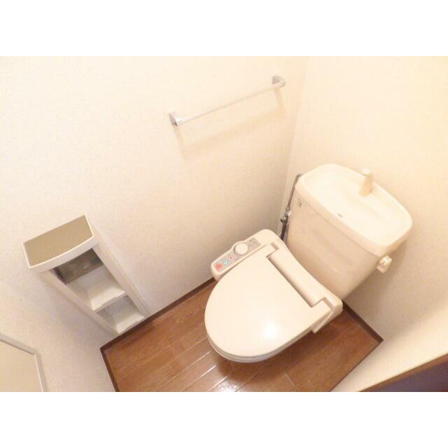 ★温水洗浄便座付きです★