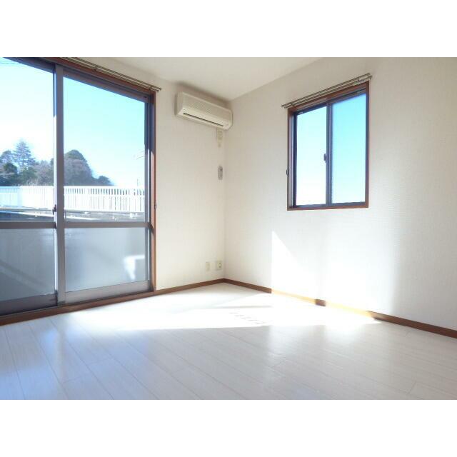 ★２面採光で明るい室内です★