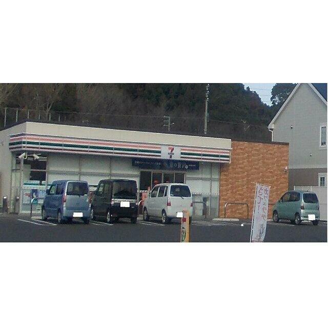 セブン-イレブン 伊万里松島町まで290m