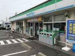 ファミリーマート港甚兵衛通店