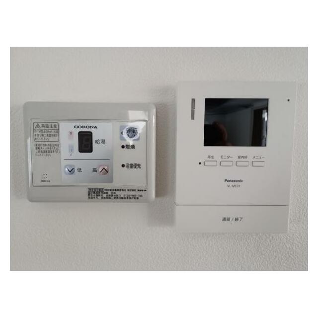 テレビモニターホンに交換しました。録画もできるので防犯対策になります。