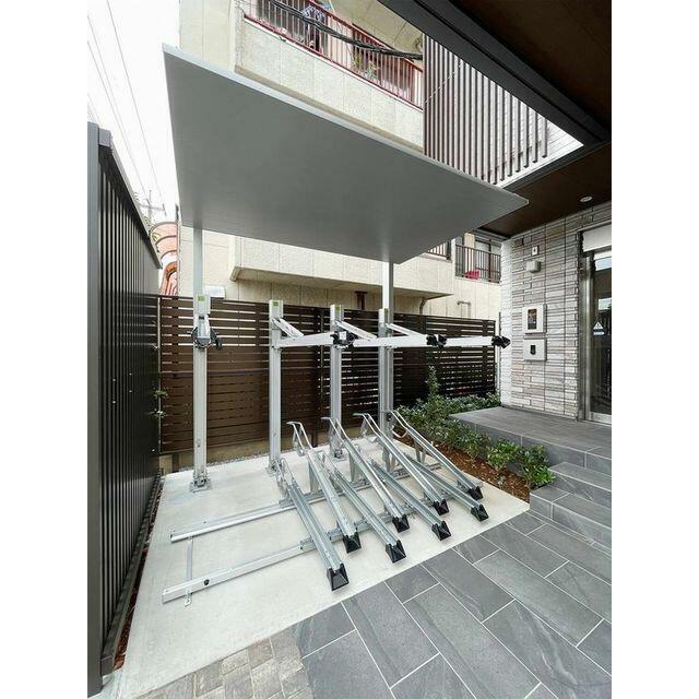 屋根付き駐輪場
