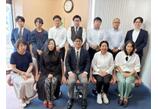 情報提供会社