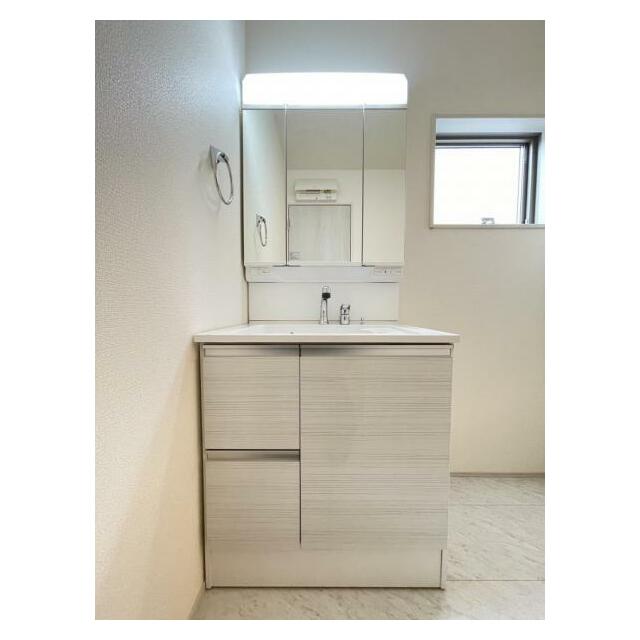 水が流れやすく汚れがたまりにくい設計でお手入れもらくらくです！