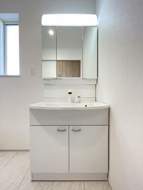 水が流れやすく汚れがたまりにくい設計でお手入れもらくらくです！