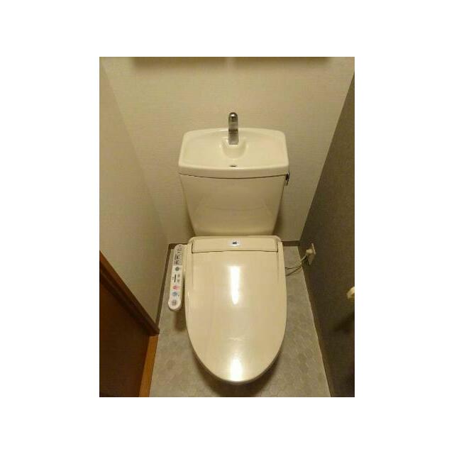 シャワー付トイレ