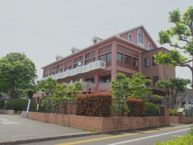 嬉野市嬉野図書館