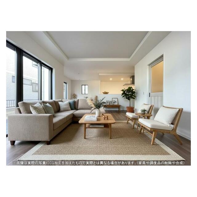 開放感のあるゆとりあるリビング。採光にもこだわった居心地の良い空間です♪