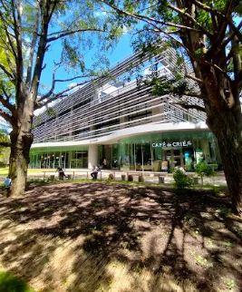 板橋区中央図書館