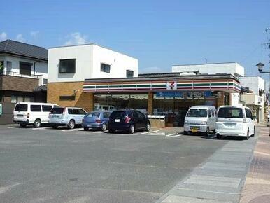 セブンイレブン 福島梁川右城町店
