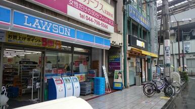 ローソン高津末長店