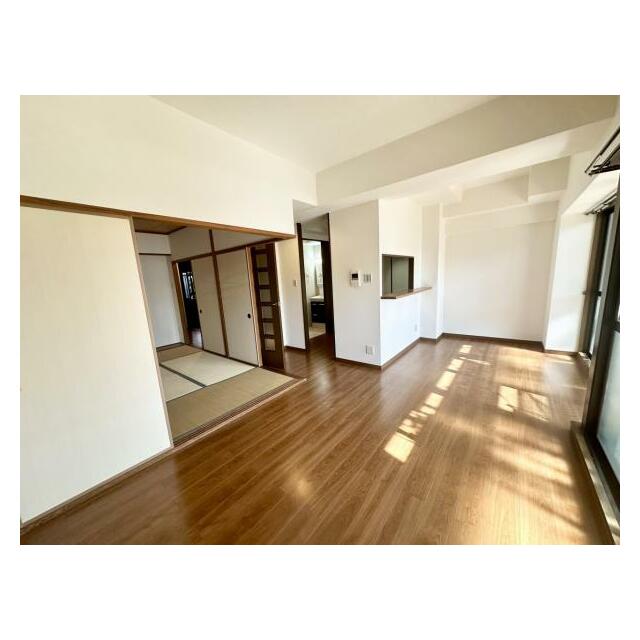 リビングダイニング