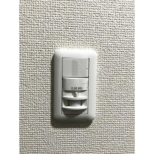 玄関センサーライト