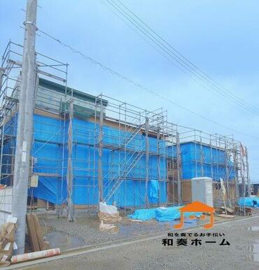 ５号棟外観 日当たりの確保がしやすい南道路のお家です。日照や通風にも十分に配慮されています。