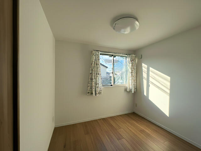 物件画像 福岡市早良区 田隈３丁目 (野芥駅) 2階建 4LDK