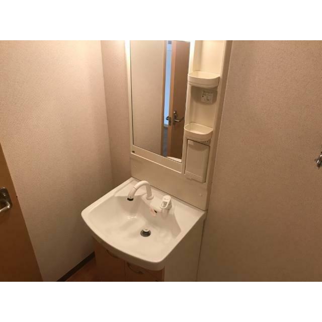 洗髪洗面化粧台