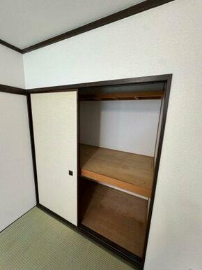 和室には押入があります