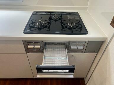 コンロ新品交換済み