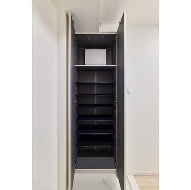 シューズボックス