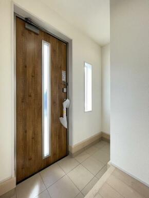 家族の靴がしまえるシューズボックス付き！SICにはベビーカーや子供の遊び道具なども収納できますよ＾＾