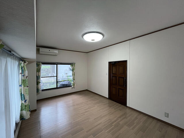 物件画像 京都郡みやこ町 国分 (新豊津駅) 2階建 6LDK