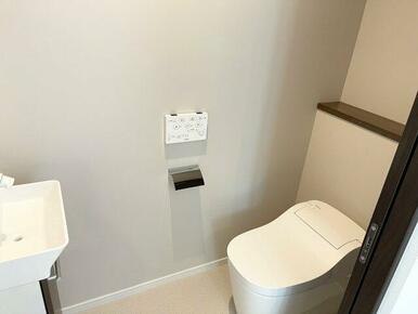 二階トイレもパナソニック製　アラウーノ使用　手洗い箇所があるのも嬉しいですね