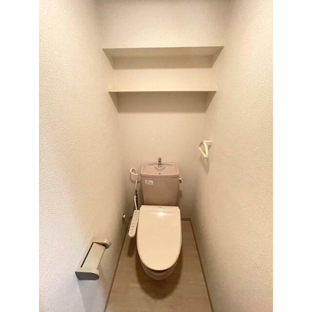 トイレはもちろんウォシュレット付