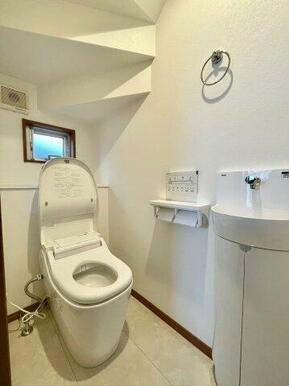 自動オープンタイプのトイレです