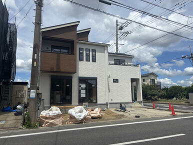 外観写真 足場外れ