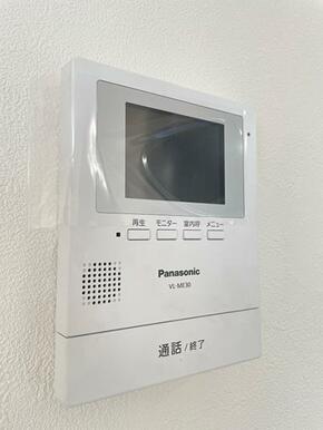 インターホンモニター