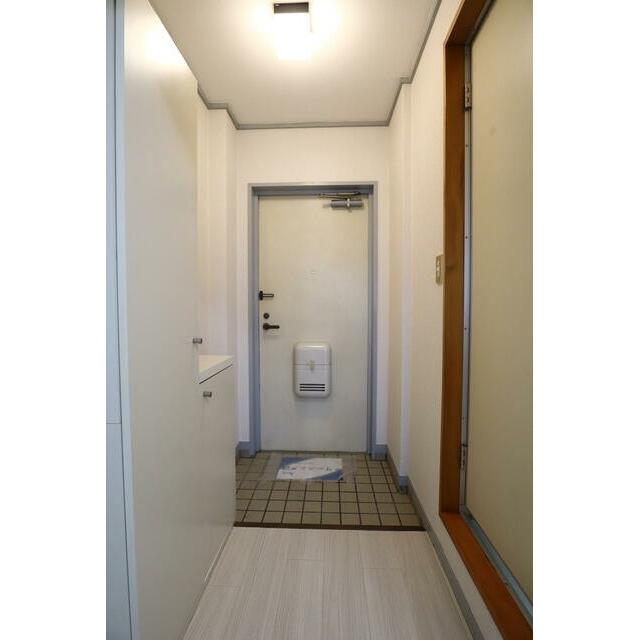 室内側玄関　他号室参考写真