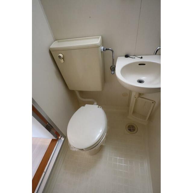 トイレ　他号室参考写真