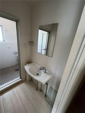 洗面台（鏡有り）