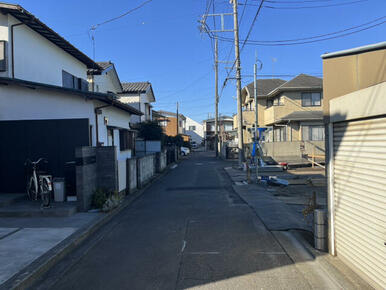 南側前面道路