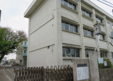 藤沢市立長後小学校