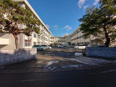 仙台市立八木山中学校