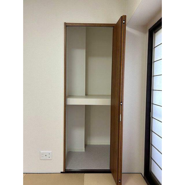 和室の押入れ