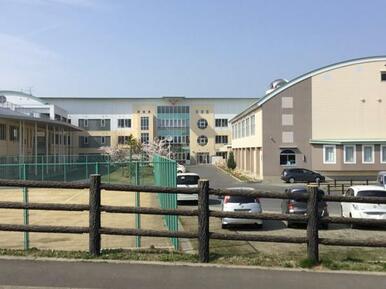 白山台中学校（約960ｍ・徒歩12分）