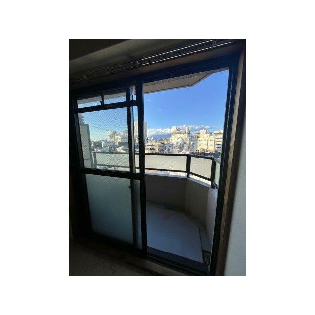 バルコニーがあります