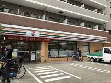 セブンイレブン北区岩淵店