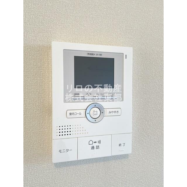 TVモニター付インターホンがあるので訪問者が一目でわかります♪