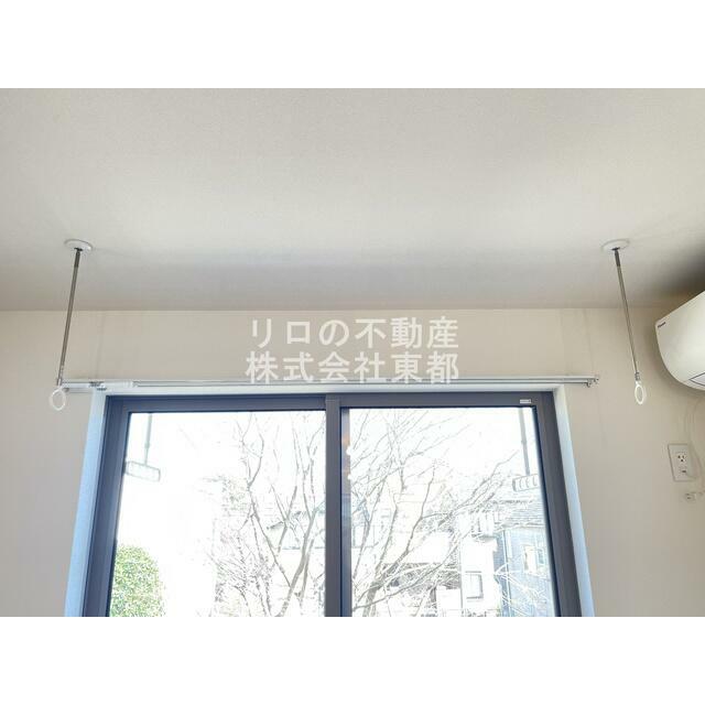 室内物干し用金具付！日中の外出や雨の日のお洗濯に便利☆