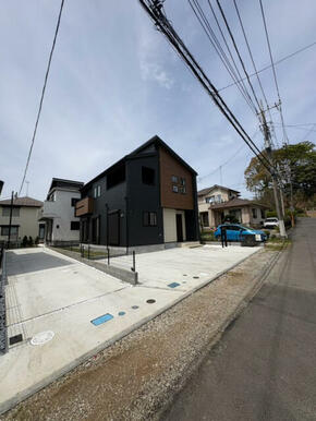 4.6m公道で駐車時もこまりません！砂利部分は、秦野市役所で舗装いたします！