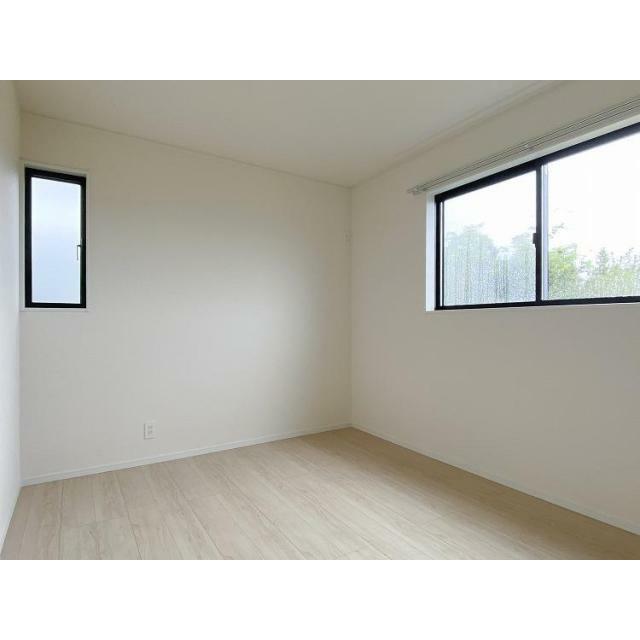 2F洋室（6帖）