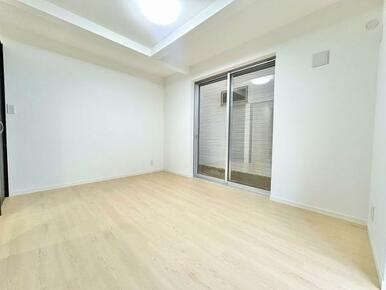 1F洋室(約5.8帖の洋室です)